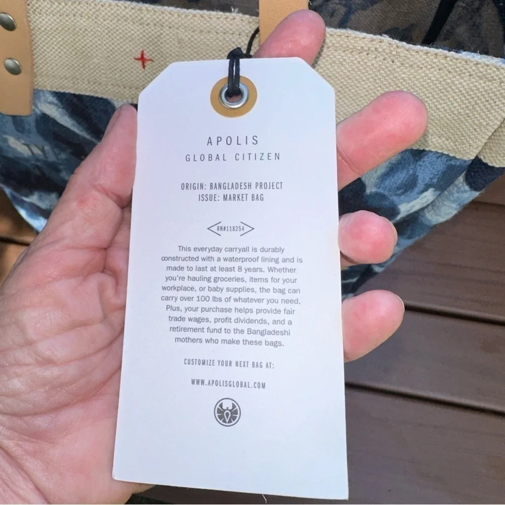 Apolis Market Bag Indigo Bloom
Collection by Liesel Plambeck new with tags - Picture 8 of 9